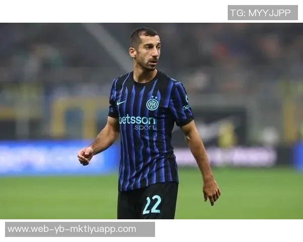 米体报道卡马达或回米兰接受肩部手术预计缺阵至四月